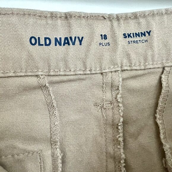 Old Navy Girls Plus Size 18 Tan Khaki Stretch Skinny Leg School Uniform Pants - Picture 8 of 11